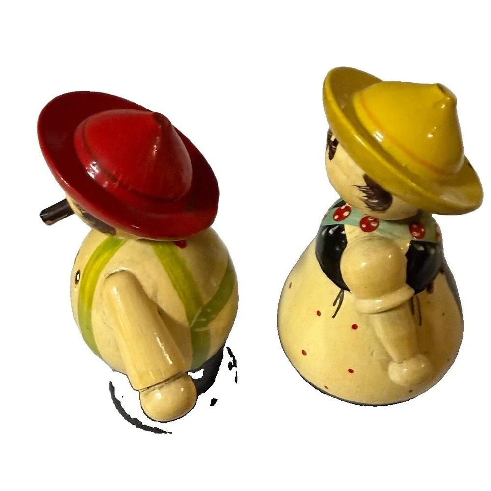 Vintage Wooden Salt Pepper Shakers Mexican Couple Sombrero Hand Painted MCM